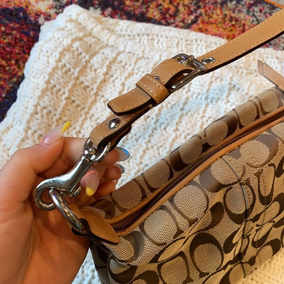 Coach Purse! - Picture 5 of 5